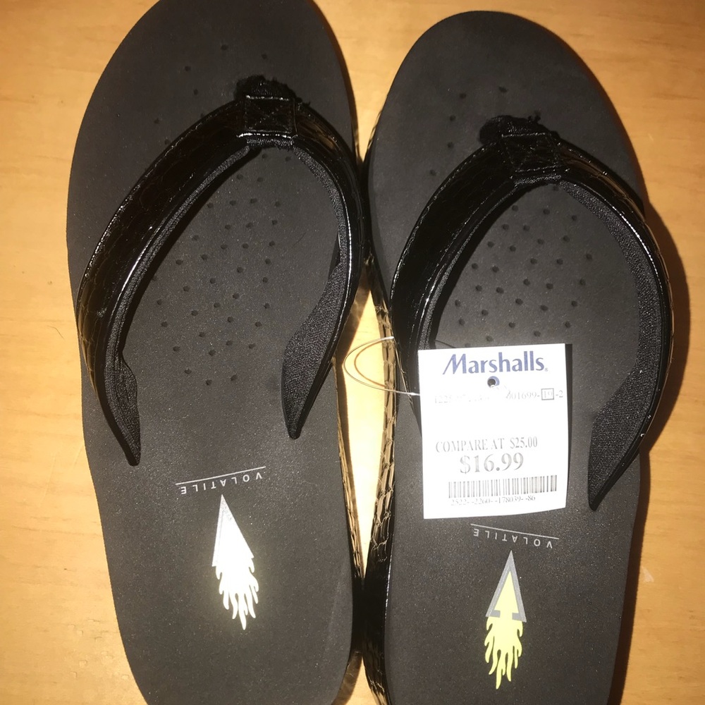 Women’s size 8 sandals